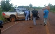 Caminhonetes colidem na MT-430 pr