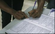 Alunos recebem certificado de conclus