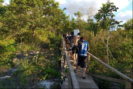 PM retira cerca de 100 banhistas de cachoeira em plena pandemia