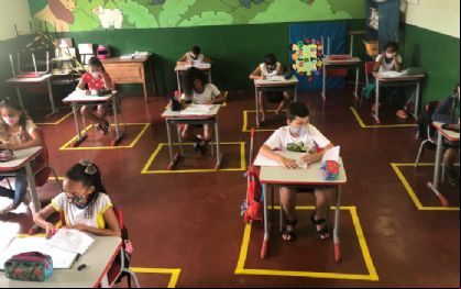 Aulas nas escolas municipais de Vila Rica retornam no formato h