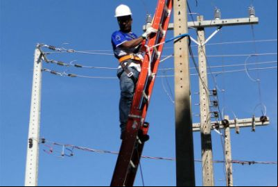 Fraudadores de energia sonegam R$ 100 milh