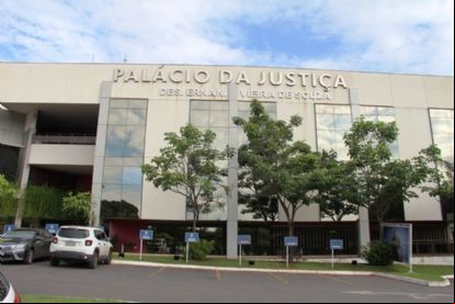Disputa da Fazenda Entre Rio: Vara de Direito Agr
