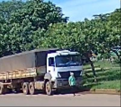 Idosa atropelada por carreta em Canarana recebe alta