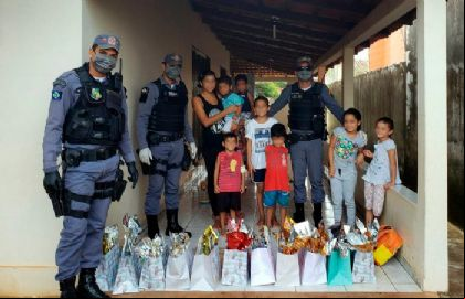 PM de Vila Rica entrega ovos de p