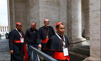 Cardeais que votam no conclave est