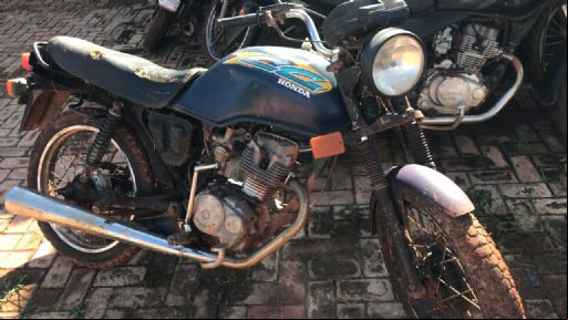 Derf de Confresa recupera moto furtada do Detran de Porto Alegre do Norte e prende suspeito