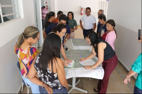 Professores de Confresa recebem forma