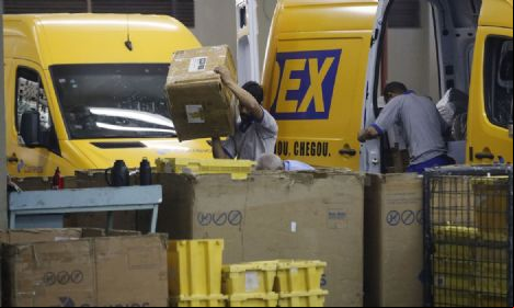 Correios lan