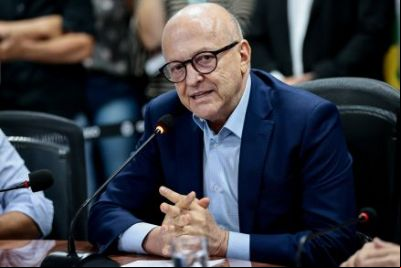 Pivetta decreta emerg