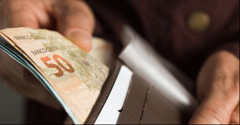 Caixa paga novo Bolsa Fam
