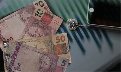 Caixa paga novo Bolsa Fam