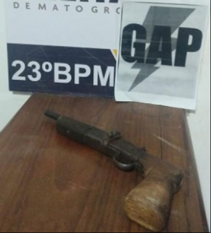 Arma de fogo que marido utilizou para amea