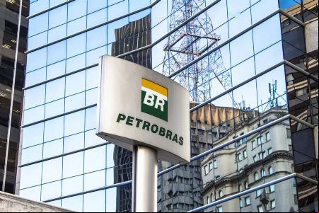 Petrobras vai investir  US$ 68 bilh