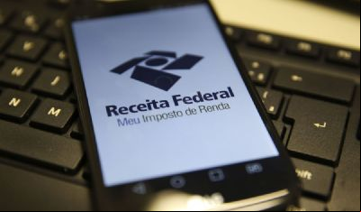 Receita abre consulta ao quarto lote de restitui