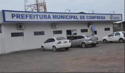 Em novo decreto, Prefeitura de Confresa autoriza reabertura de com