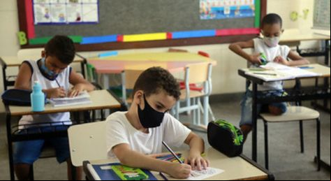 Aulas da rede municipal de educa