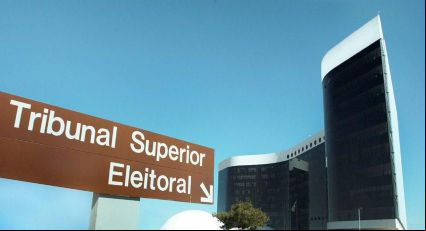 Termina nesta quinta-feira prazo para pedir voto em tr